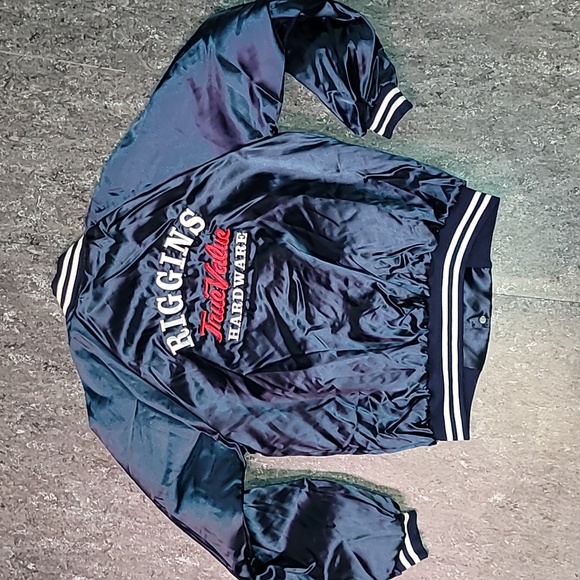 Made in USA. Vintage. Riggins TrueValue Hardwear. Embroidered Jacket. Large. - Picture 2 of 16